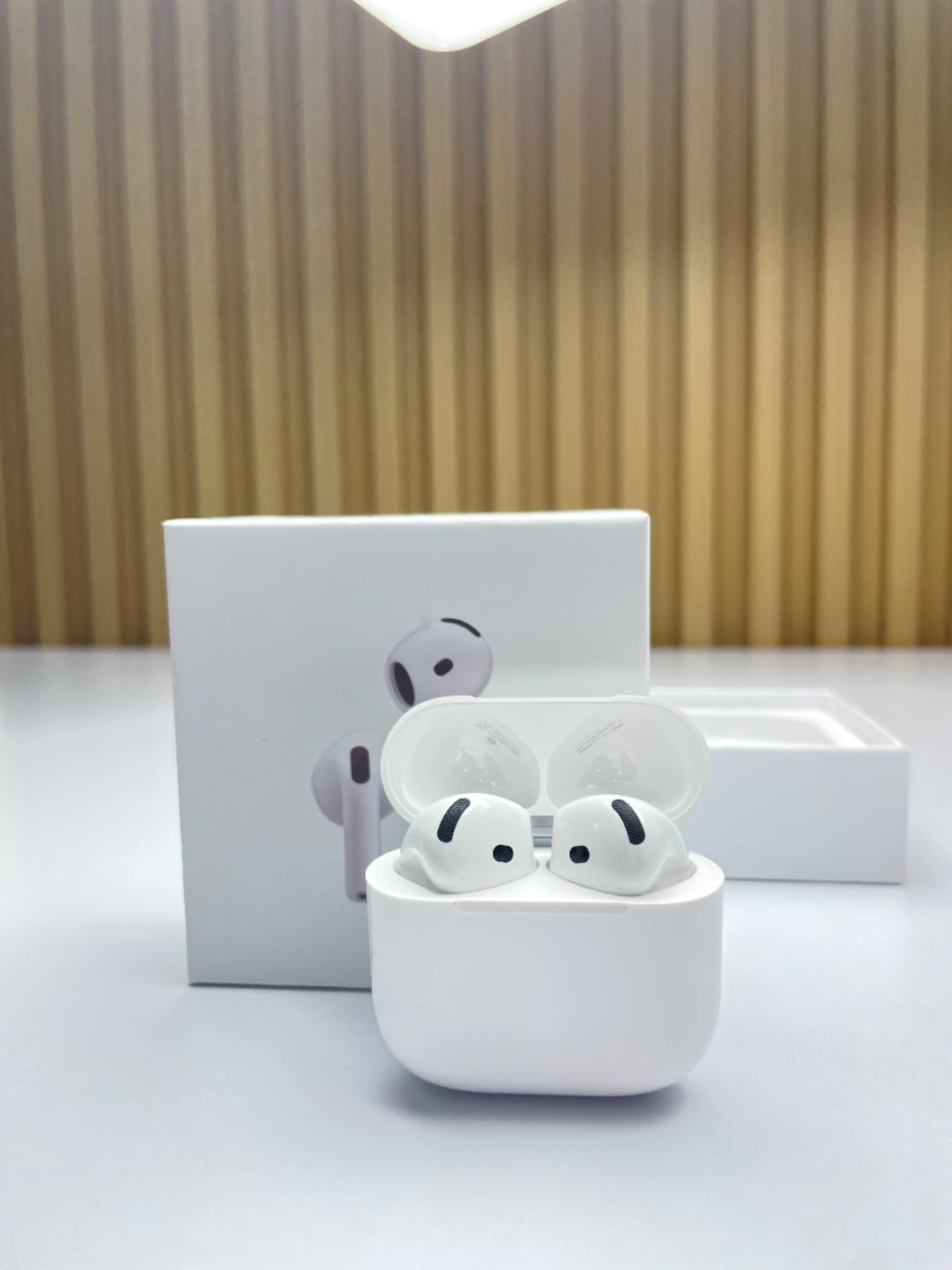 AIRPODS SERIE 4 (ANC) + ESTUCHE