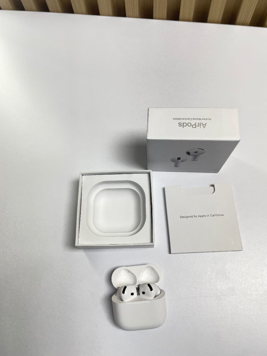 AIRPODS SERIE 4 (ANC) + ESTUCHE